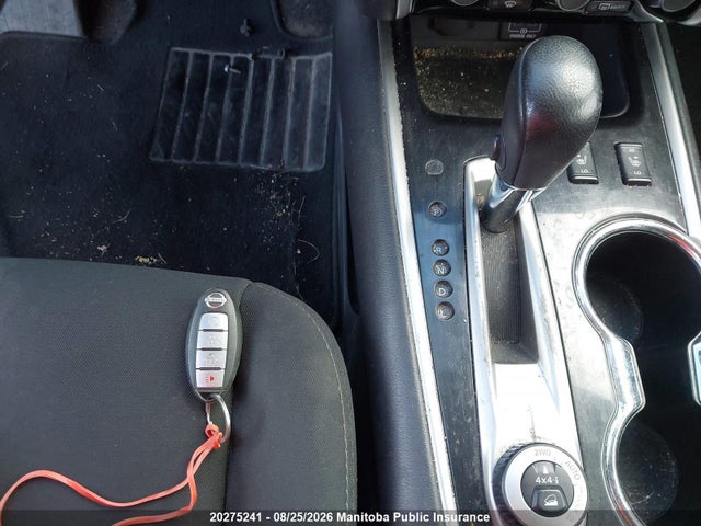 5N1DR2MM8JC631302 Nissan Pathfinder Sv