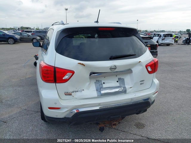 5N1DR2MM8JC631302 Nissan Pathfinder Sv