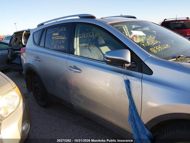 2T3RFREVXFW335270 Toyota Rav4 Xle