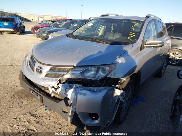 2T3RFREVXFW335270 Toyota Rav4 Xle