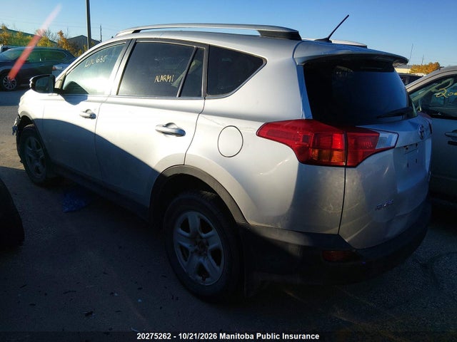 2T3RFREVXFW335270 Toyota Rav4 Xle