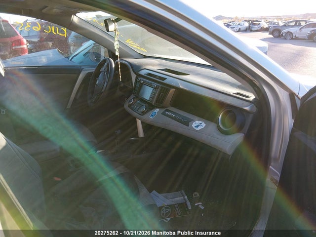 2T3RFREVXFW335270 Toyota Rav4 Xle