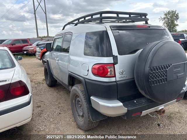 2007 Toyota Fj Cruiser მანქანა იყიდება აუქციონზე, vin: JTEBU11F170007809, აუქციონის ნომერი: 20275271
