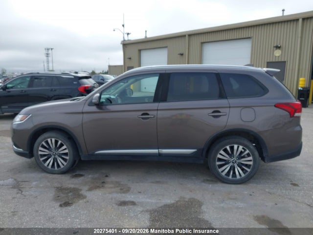 Продаж на аукціоні авто 2020 Mitsubishi Outlander Ex, vin: JA4AZ2A39LZ614957, номер лоту: 20275401