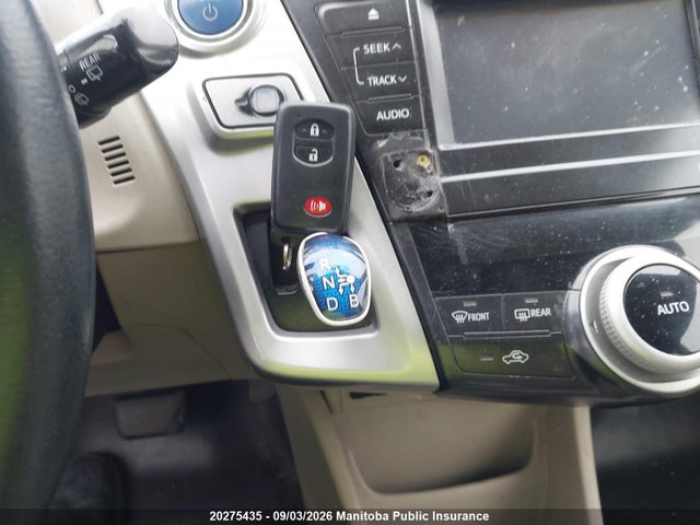 2013 Toyota Prius V მანქანა იყიდება აუქციონზე, vin: JTDZN3EU7D3256310, აუქციონის ნომერი: 20275435