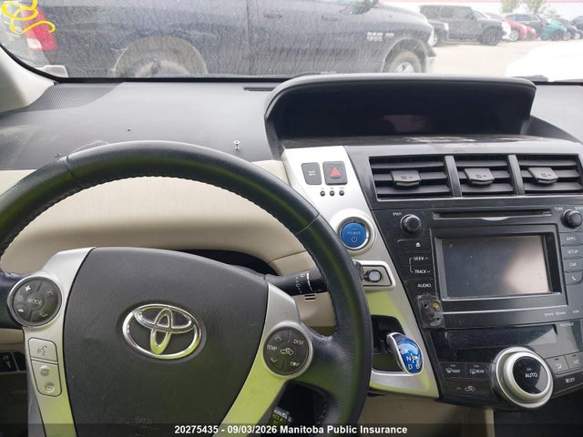 2013 Toyota Prius V მანქანა იყიდება აუქციონზე, vin: JTDZN3EU7D3256310, აუქციონის ნომერი: 20275435