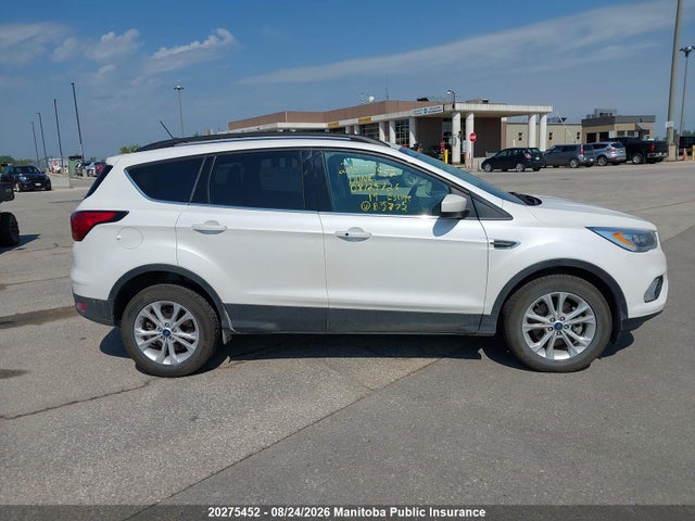 1FMCU9HD7KUB35772 Ford ESCAPE SEL
