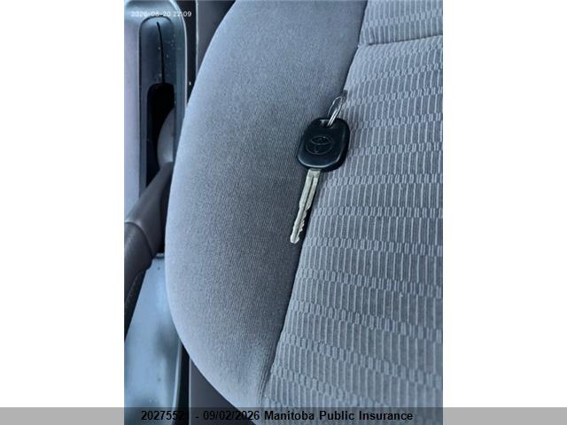 2005 Toyota Camry Le მანქანა იყიდება აუქციონზე, vin: 4T1BE32K85U524325, აუქციონის ნომერი: 20275521