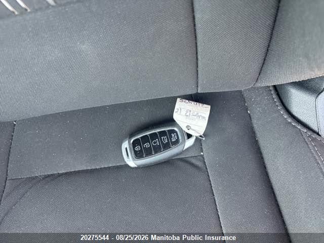 KMHLM4AG7MU076328 Hyundai ELANTRA SEL