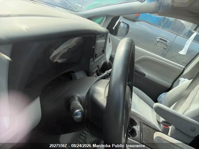 5TDKK3DC4FS588225 Toyota Sienna Le V6 Le V6