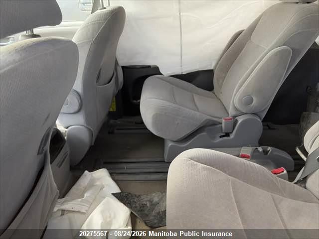 5TDKK3DC4FS588225 Toyota Sienna Le V6 Le V6
