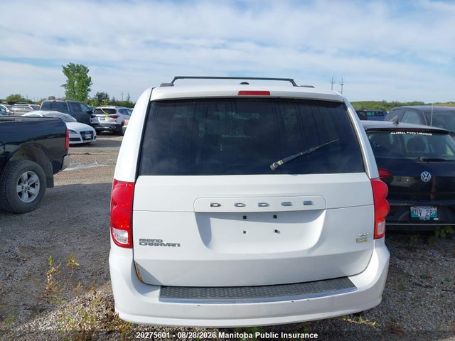 Продажа на аукционе авто 2015 Dodge Grand Caravan Sxt, vin: 2C4RDGBG3FR585380, номер лота: 20275601