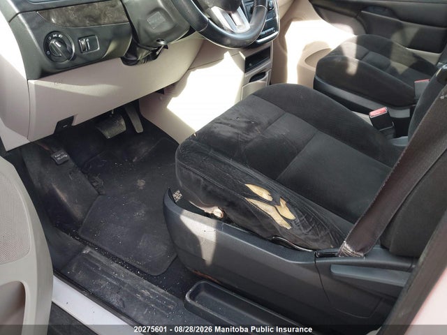 Продажа на аукционе авто 2015 Dodge Grand Caravan Sxt, vin: 2C4RDGBG3FR585380, номер лота: 20275601