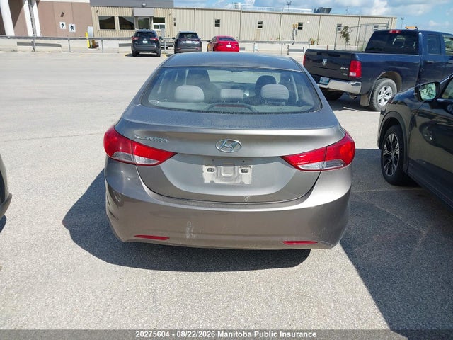2011 Hyundai Elantra Gl მანქანა იყიდება აუქციონზე, vin: 5NPDH4AE8BH033216, აუქციონის ნომერი: 20275604