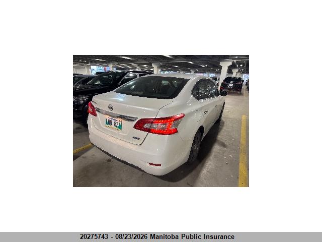 2015 Nissan Sentra 1.8 S მანქანა იყიდება აუქციონზე, vin: 3N1AB7AP1FL643281, აუქციონის ნომერი: 20275743