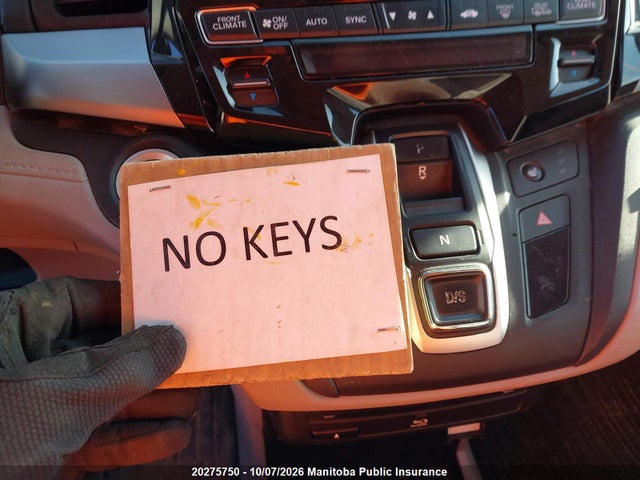 20275750 :رقم المزاد ، 5FNRL6H41JB511597 vin ، 2018 Honda Odyssey Ex مزاد بيع