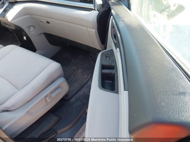 20275750 :رقم المزاد ، 5FNRL6H41JB511597 vin ، 2018 Honda Odyssey Ex مزاد بيع