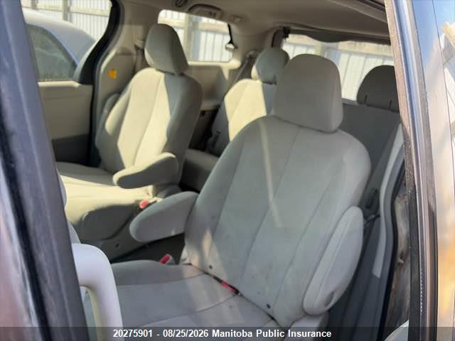2011 Toyota Sienna Ce V6 მანქანა იყიდება აუქციონზე, vin: 5TDZK3DC2BS138890, აუქციონის ნომერი: 20275901