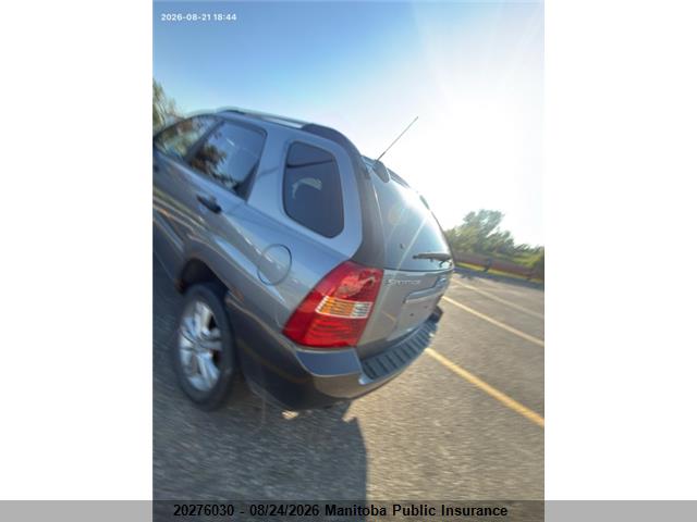 2007 Kia Sportage Lx მანქანა იყიდება აუქციონზე, vin: KNDJF724677435523, აუქციონის ნომერი: 20276030