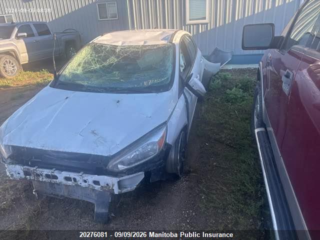 Ford FOCUS SE 2015 1FADP3K2XFL327712 Image 2