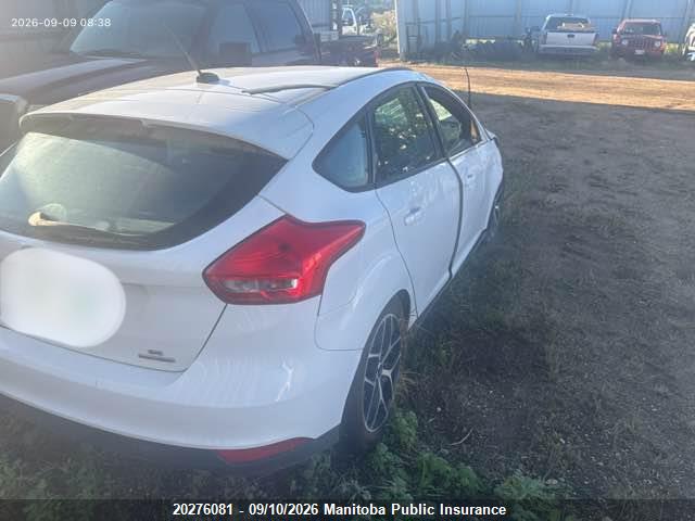 Ford FOCUS SE 2015 1FADP3K2XFL327712 Image 4