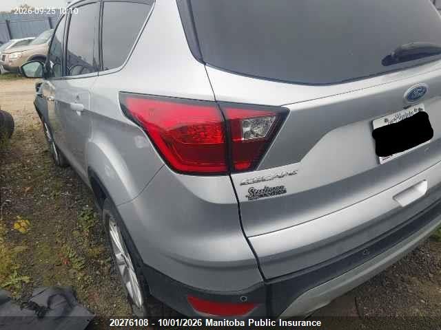 Ford ESCAPE SE 2019 1FMCU9GD7KUB40634 Image 3