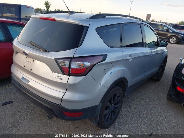 Продаж на аукціоні авто 2018 Ford Escape Se, vin: 1FMCU9GD9JUB90885, номер лоту: 20276131