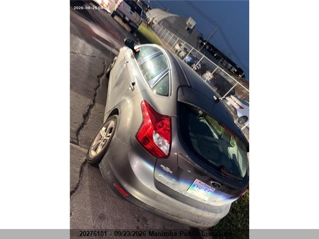 20276181 :رقم المزاد ، 1FAHP3K25CL418545 vin ، 2012 Ford Focus Se مزاد بيع