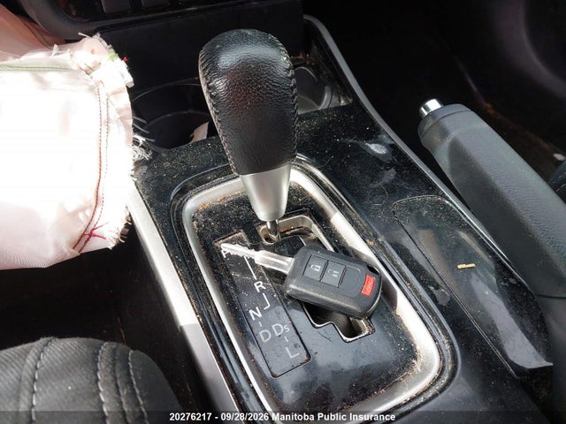 Mitsubishi Outlander Es 2018 JA4AZ2A32JZ601481 Image 11