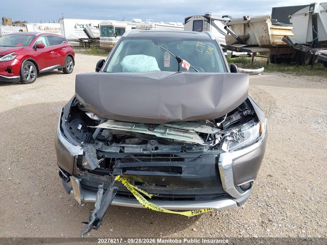 Mitsubishi Outlander Es 2018 JA4AZ2A32JZ601481 Image 12