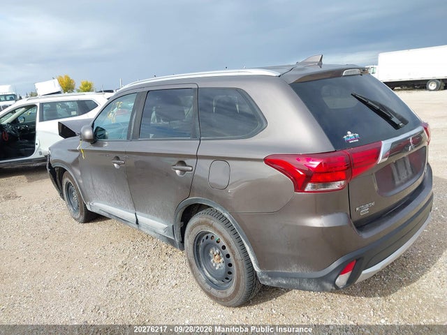 Mitsubishi Outlander Es 2018 JA4AZ2A32JZ601481 Image 3