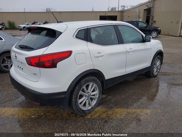 JN1BJ1CR7KW332428 Nissan Qashqai S