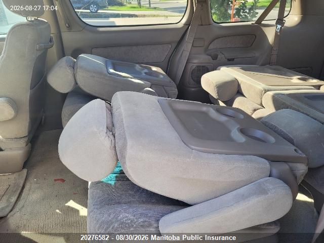 2000 Toyota Sienna Le V6 Le V6 მანქანა იყიდება აუქციონზე, vin: 4T3ZF13C1YU270573, აუქციონის ნომერი: 20276582