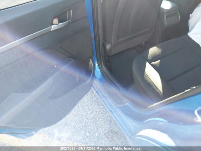 20276625 :رقم المزاد ، KMHD84LF3HU102121 vin ، 2017 Hyundai Elantra Gl مزاد بيع