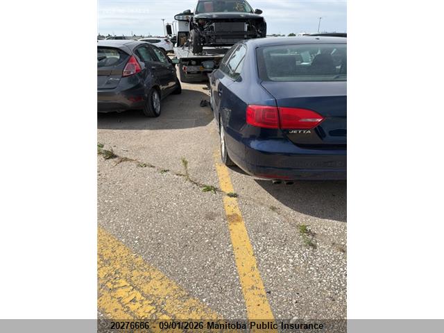 Продажа на аукционе авто 2013 Volkswagen Jetta 2.0, vin: 3VW2K7AJ9DM440186, номер лота: 20276666