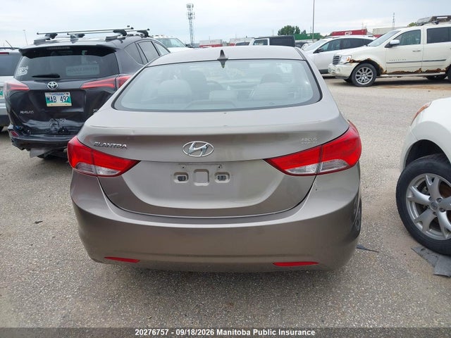 2013 Hyundai Elantra Gl მანქანა იყიდება აუქციონზე, vin: 5NPDH4AE4DH399502, აუქციონის ნომერი: 20276757