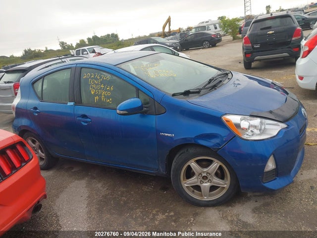 20276760 :رقم المزاد ، JTDKDTB33E1571800 vin ، 2014 Toyota Prius C مزاد بيع