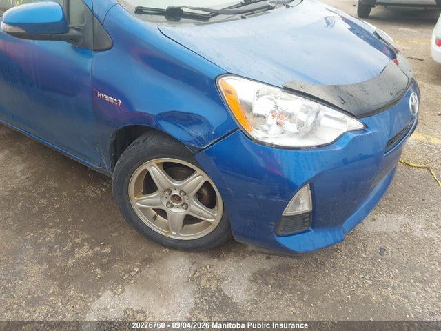20276760 :رقم المزاد ، JTDKDTB33E1571800 vin ، 2014 Toyota Prius C مزاد بيع