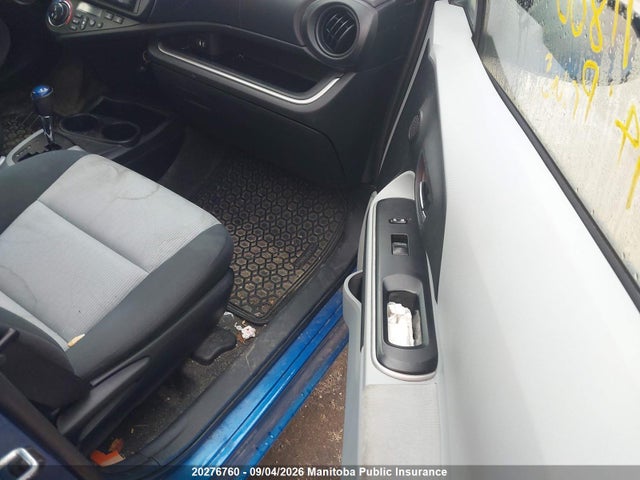 20276760 :رقم المزاد ، JTDKDTB33E1571800 vin ، 2014 Toyota Prius C مزاد بيع
