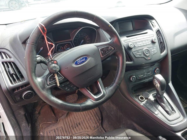 1FADP3K28GL327323 Ford FOCUS SE