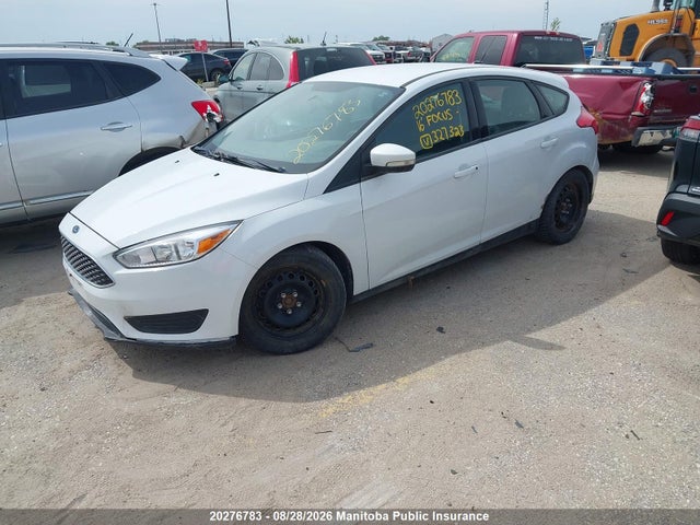 1FADP3K28GL327323 Ford FOCUS SE