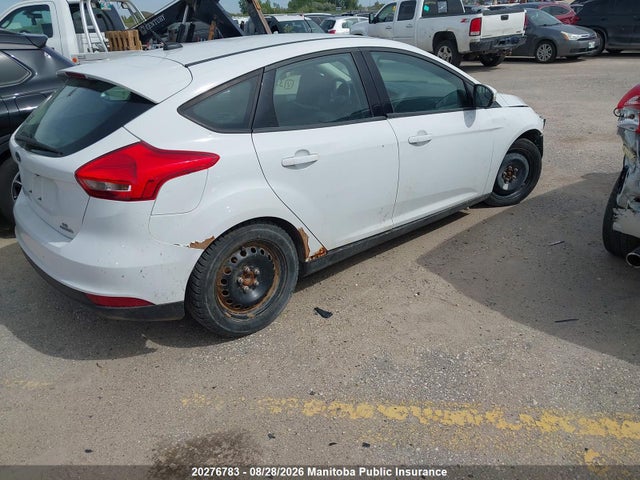 1FADP3K28GL327323 Ford FOCUS SE