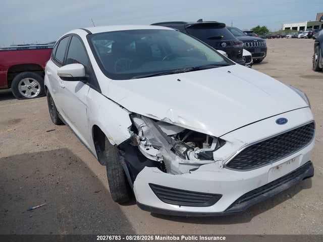 1FADP3K28GL327323 Ford FOCUS SE