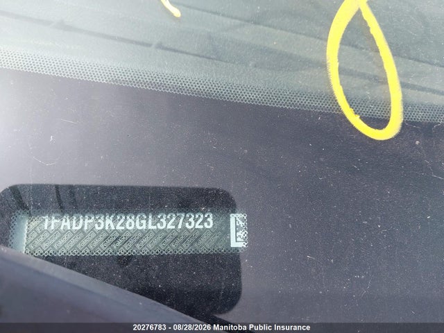 1FADP3K28GL327323 Ford FOCUS SE
