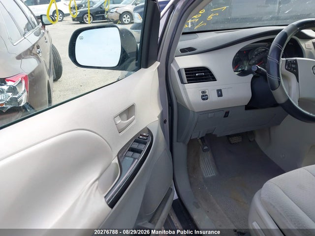 2011 Toyota Sienna Le V6 მანქანა იყიდება აუქციონზე, vin: 5TDKK3DCXBS083865, აუქციონის ნომერი: 20276788