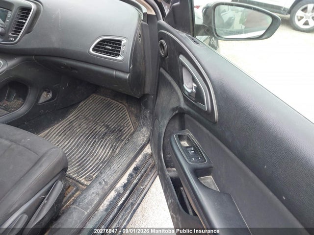 Aukcja sprzedaży 2015 Chrysler 200 Lx, vin: 1C3CCCFB5FN549997, numer aukcji: 20276847