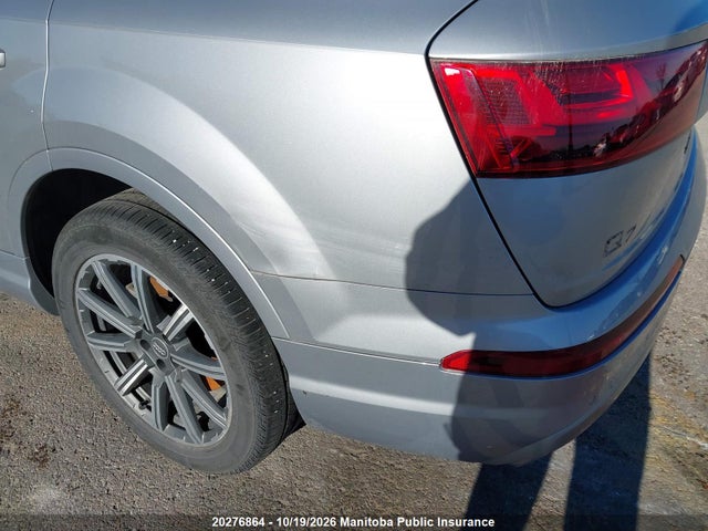 Audi Q7 V6 2017 WA1AAAF78HD044404 Image 18