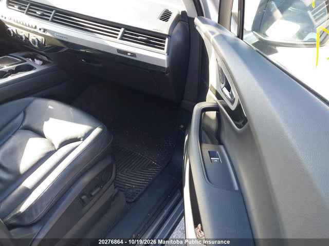 Audi Q7 V6 2017 WA1AAAF78HD044404 Image 5
