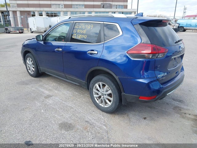 Nissan ROGUE SV 2018 5N1AT2MV6JC825047 Image 3