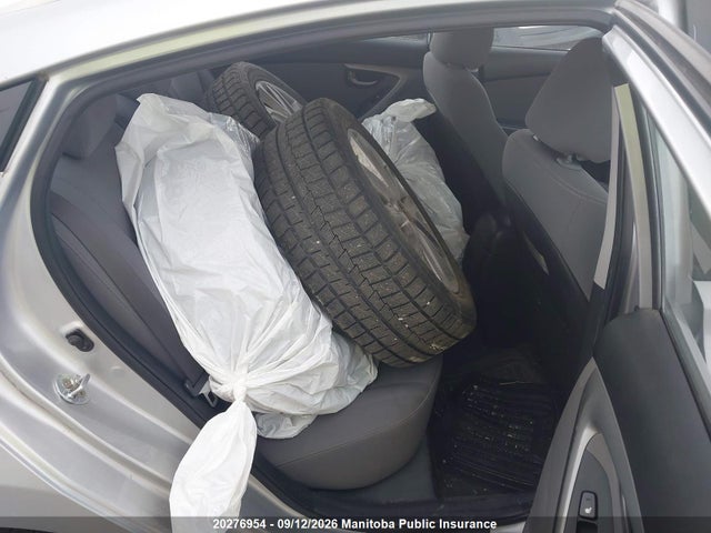 5NPDH4AEXEH527792 Hyundai Elantra Gls
